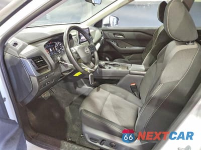 Zdjęcie 7 z 13 samochodu: 2025 NISSAN ROGUE SV VIN:5N1BT3BA8SC829905 - miniatura