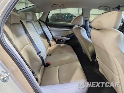Zdjęcie 10 z 12 samochodu: 2020 HONDA ACCORD LX VIN:1HGCV1F19LA012202 - miniatura