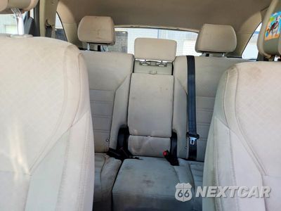 Zdjęcie 10 z 13 samochodu: 2016 KIA SORENTO LX VIN:5XYPG4A38GG011231 - miniatura