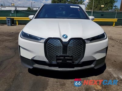 Piąte zdjęcie samochodu w środku: 2024 BMW IX XDRIVE50 VIN:WB523CF06RCP69084 - miniatura