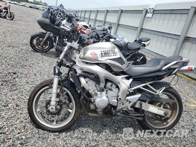 Trzecie zdjęcie samochodu z tyłu: 2004 YAMAHA FZ6 S VIN:JYARJ08EX4A001298 - miniatura
