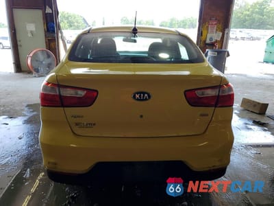 Zdjęcie 6 z 13 samochodu: 2016 KIA RIO LX VIN:KNADM4A39G6660757 - miniatura