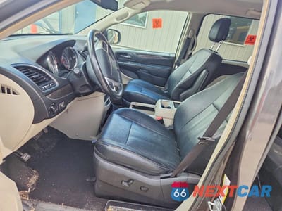 Zdjęcie 7 z 14 samochodu: 2016 CHRYSLER TOWN & COUNTRY TOURING VIN:2C4RC1BG3GR197776 - miniatura