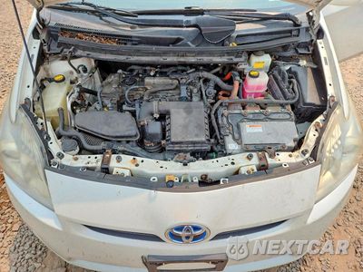 Zdjęcie 11 z 12 samochodu: 2010 TOYOTA PRIUS II VIN:JTDKN3DU4A1303142 - miniatura