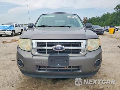Piąte zdjęcie samochodu w środku: 2010 FORD ESCAPE XLS VIN:1FMCU0C73AKB76861 - miniatura