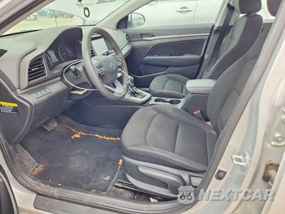 Zdjęcie 7 z 12 samochodu: 2018 HYUNDAI ELANTRA VIN:5NPD84LFXKH415477 - miniatura