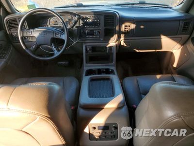 Zdjęcie 8 z 13 samochodu: 2004 CHEVROLET TAHOE K1500 VIN:1GNEK13Z74R120256 - miniatura