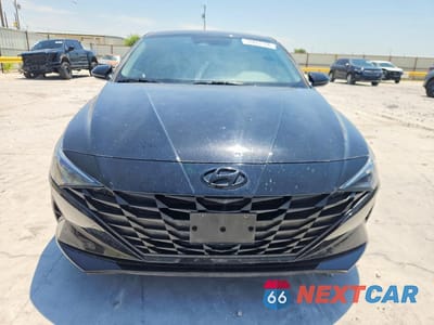 Piąte zdjęcie samochodu w środku: 2023 HYUNDAI ELANTRA SEL VIN:KMHLM4AGXPU582935 - miniatura
