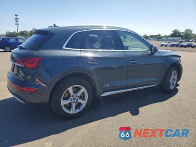 Trzecie zdjęcie samochodu z tyłu: 2021 AUDI Q5 PREMIUM VIN:WA1AAAFY9M2100932 - miniatura