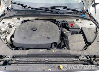 Zdjęcie 11 z 12 samochodu: 2021 VOLVO V60 CROSS COUNTRY T5 MOMENTUM VIN:YV4102WK5M1077338 - miniatura