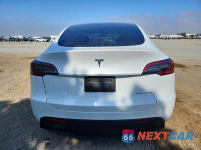 Zdjęcie 6 z 12 samochodu: 2025 TESLA MODEL Y VIN:7SAYGDEE6SF266320 - miniatura