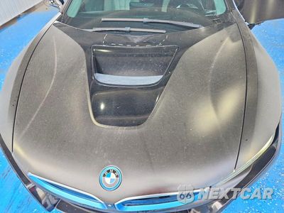 Zdjęcie 11 z 13 samochodu: 2016 BMW I8 VIN:WBY2Z2C54GV675587 - miniatura