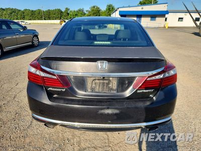 Zdjęcie 6 z 13 samochodu: 2016 HONDA ACCORD SPORT VIN:1HGCR2F54GA198461 - miniatura