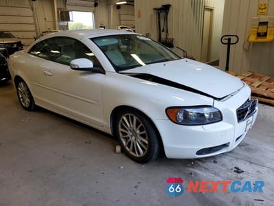 Czwarte zdjęcie samochodu z boku: 2008 VOLVO C70 T5 VIN:YV1MC67258J049505 - miniatura
