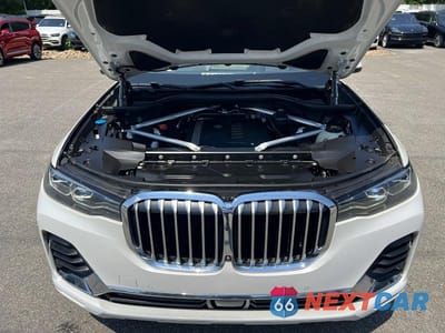 Zdjęcie 8 z 11 samochodu: 2022 BMW X7 XDRIVE40I VIN:5UXCW2C07N9N12908 - miniatura