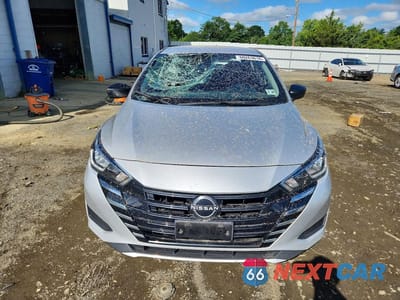Piąte zdjęcie samochodu w środku: 2023 NISSAN VERSA S VIN:3N1CN8DVXPL846316 - miniatura