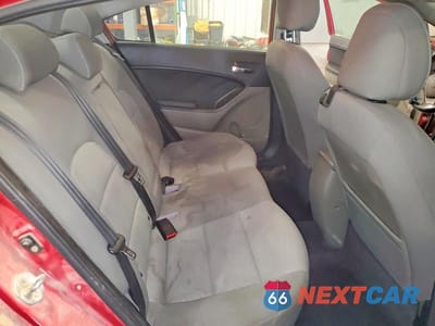 Zdjęcie 10 z 12 samochodu: 2014 KIA FORTE EX VIN:KNAFX4A85E5106257 - miniatura