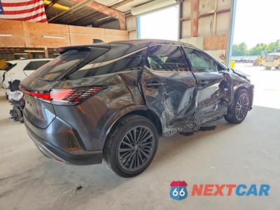 Trzecie zdjęcie samochodu z tyłu: 2025 LEXUS RX 350 PREMIUM VIN:2T2BAMBA1SC053927 - miniatura