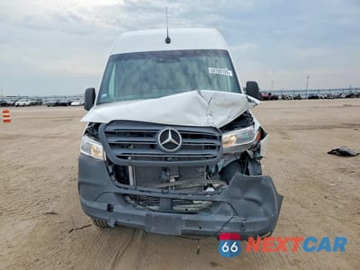 Piąte zdjęcie samochodu w środku: 2023 MERCEDES-BENZ SPRINTER 2500 DELIVERY VAN VIN:W1Y40BHY1PT125567 - miniatura