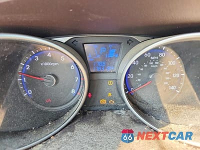 Zdjęcie 9 z 14 samochodu: 2011 HYUNDAI TUCSON GLS VIN:KM8JU3AC2BU171147 - miniatura