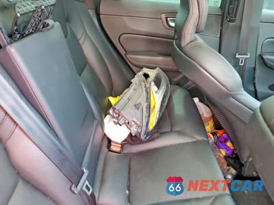 Zdjęcie 13 z 14 samochodu: 2022 VOLVO XC60 B5 MOMENTUM VIN:YV4L12RK1N1034909 - miniatura