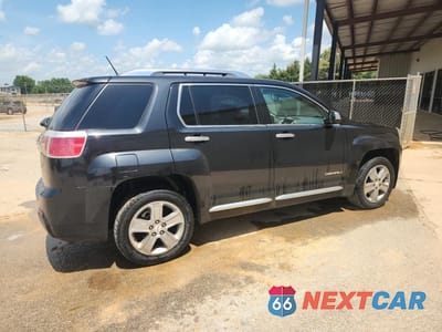 Trzecie zdjęcie samochodu z tyłu: 2014 GMC TERRAIN DENALI VIN:2GKALUEK2E6165645 - miniatura