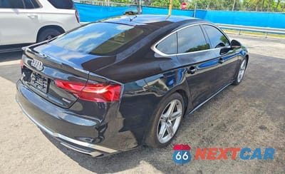 Czwarte zdjęcie samochodu z boku: 2021 AUDI A5 PREMIUM 45 VIN:WAUDACF59MA056857 - miniatura