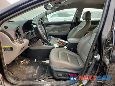 Zdjęcie 7 z 12 samochodu: 2017 HYUNDAI ELANTRA LIMITED VIN:5NPD84LF1HH029202 - miniatura