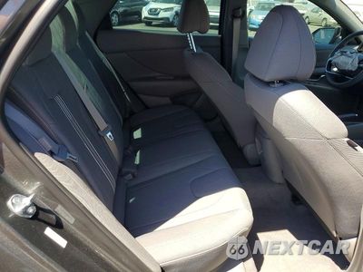 Zdjęcie 10 z 12 samochodu: 2025 HYUNDAI ELANTRA SEL SPORT VIN:KMHLM4DG0SU011720 - miniatura