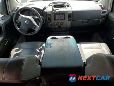 Zdjęcie 8 z 12 samochodu: 2004 NISSAN TITAN XE VIN:1N6AA07BX4N525050 - miniatura