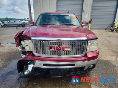 Piąte zdjęcie samochodu w środku: 2007 GMC NEW SIERRA C1500 VIN:2GTFC13YX71643706 - miniatura