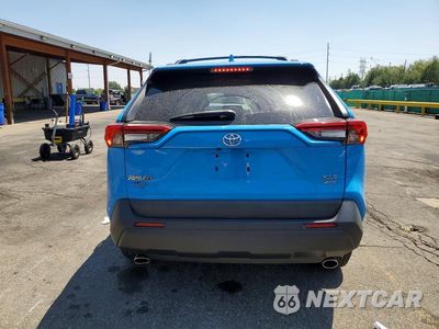 Zdjęcie 6 z 12 samochodu: 2021 TOYOTA RAV4 XLE VIN:2T3P1RFV6MW147461 - miniatura