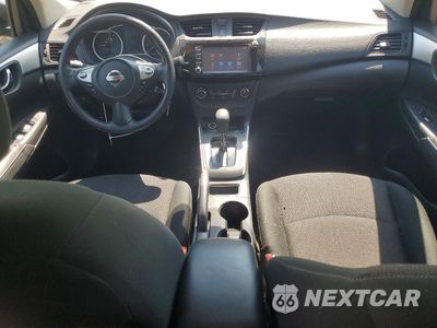 Zdjęcie 8 z 12 samochodu: 2019 NISSAN SENTRA S VIN:3N1AB7AP1KY401779 - miniatura