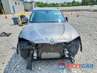 Piąte zdjęcie samochodu w środku: 2016 BMW X3 XDRIVE35I VIN:5UXWX7C59G0K36788 - miniatura