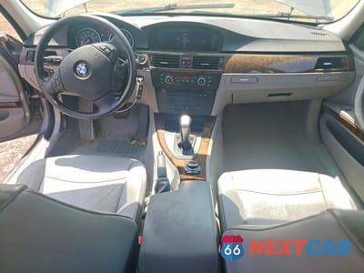 Zdjęcie 8 z 13 samochodu: 2009 BMW 328 XI SULEV VIN:WBAPK53519A643278 - miniatura