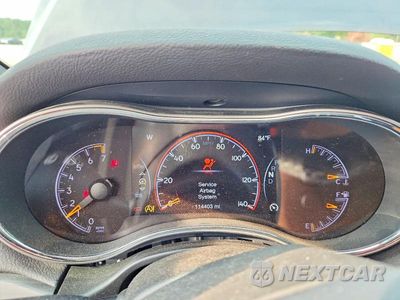 Zdjęcie 9 z 12 samochodu: 2019 JEEP GRAND CHEROKEE LAREDO VIN:1C4RJFAG7KC709500 - miniatura