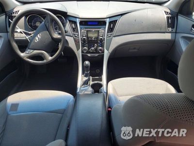 Zdjęcie 8 z 13 samochodu: 2012 TOYOTA CAMRY XLE VIN:4T4BF1FK6CR216164 - miniatura