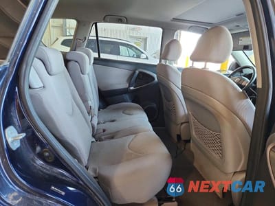 Zdjęcie 11 z 13 samochodu: 2006 TOYOTA RAV4 LIMITED VIN:JTMBD31V666022406 - miniatura