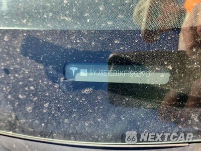 Zdjęcie 12 z 12 samochodu: 2019 TESLA MODEL 3 VIN:5YJ3E1EB1KF199370 - miniatura