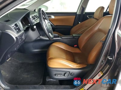 Zdjęcie 7 z 12 samochodu: 2013 LEXUS CT 200 VIN:JTHKD5BHXD2133502 - miniatura