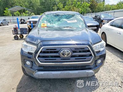 Piąte zdjęcie samochodu w środku: 2019 TOYOTA TACOMA SR5 VIN:5TFAX5GN0KX152661 - miniatura