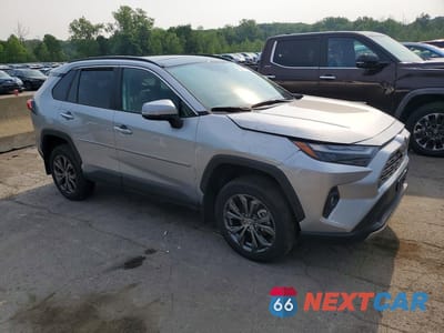 Czwarte zdjęcie samochodu z boku: 2023 TOYOTA RAV4 LIMITED VIN:4T3D6RFV9PU134969 - miniatura