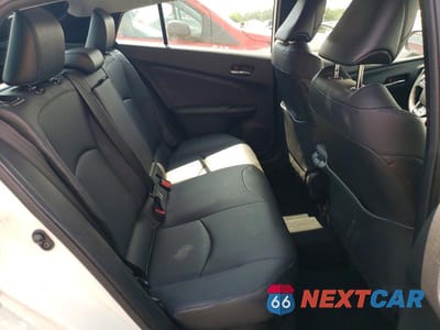 Zdjęcie 10 z 12 samochodu: 2019 TOYOTA PRIUS XLE AWD-E VIN:JTDL9RFU7K3009829 - miniatura