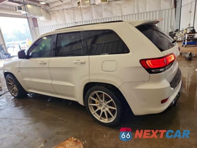 Drugie zdjęcie samochodu z przodu: 2020 JEEP GRAND CHEROKEE TRACKHAWK VIN:1C4RJFN91LC414714 - miniatura