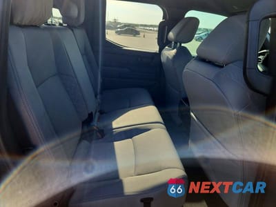 Zdjęcie 10 z 13 samochodu: 2026 TOYOTA TACOMA SR5 VIN:3TMKB5FNXTM061280 - miniatura