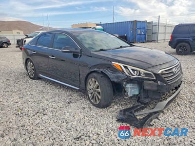 Czwarte zdjęcie samochodu z boku: 2017 HYUNDAI SONATA SPORT VIN:5NPE34AF1HH564861 - miniatura