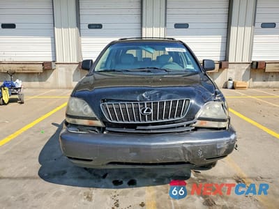 Piąte zdjęcie samochodu w środku: 2000 LEXUS RX 300 VIN:JT6HF10U5Y0101757 - miniatura