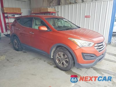 Czwarte zdjęcie samochodu z boku: 2015 HYUNDAI SANTA FE SPORT 2.4L VIN:5XYZT3LBXFG273222 - miniatura