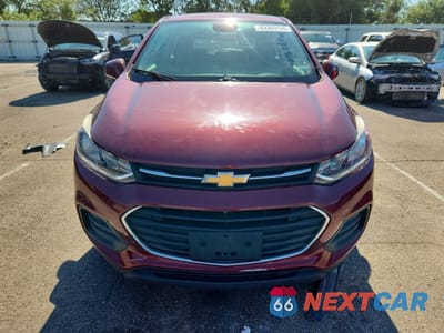 Piąte zdjęcie samochodu w środku: 2017 CHEVROLET TRAX LS VIN:3GNCJKSB2HL193763 - miniatura