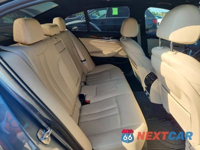 Zdjęcie 10 z 12 samochodu: 2019 BMW 530 XI VIN:WBAJA7C50KWW19891 - miniatura